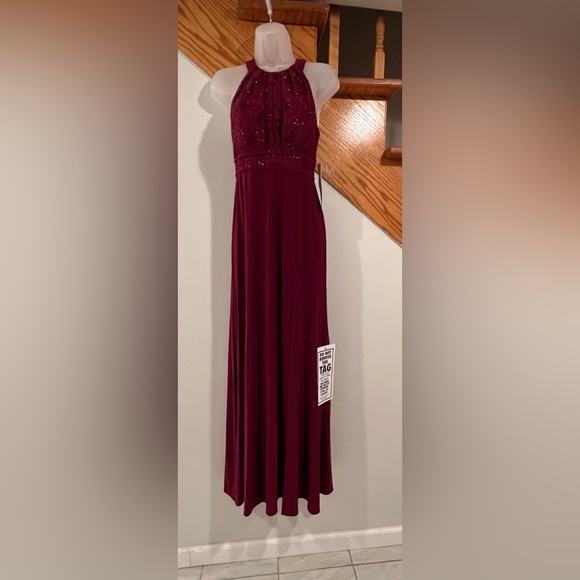 Morgan & Co. Burgundy Sparkle Evening Gown - Juniors 5/6 (NWT) - Picture 7 of 13